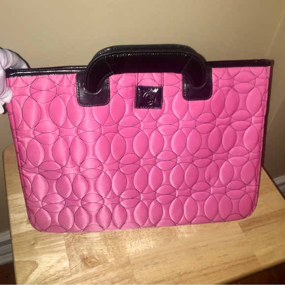 Chelsey Henry Computer Case - Picture 4 of 12